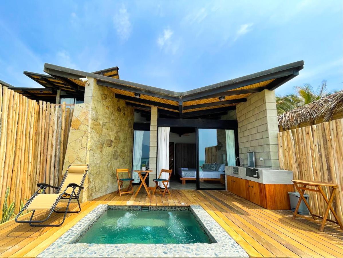 Diem Vichayito Beachfront Eco-Luxury المظهر الخارجي الصورة